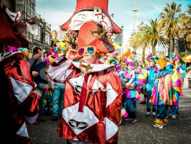 Курортный сезон в Сочи откроют фееричным карнавалом