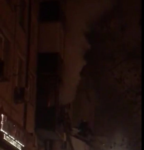 В квартире у пенсионеров в Краснодаре вспыхнул пожар