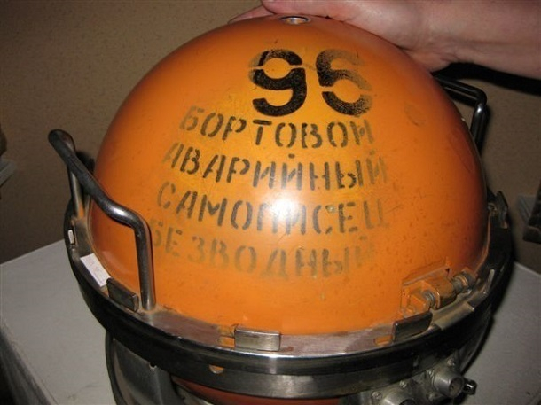 Доставленный из Сочи черный ящик Ту-154 уже расшифровывают
