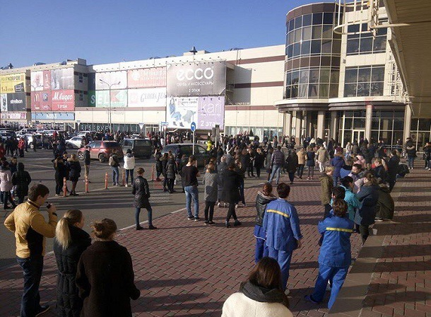 В Краснодаре эвакуировали посетителей «Красной площади»