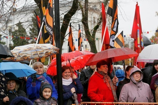 На митинг в честь Дня народного единства в Краснодаре вышли более 15 тысяч человек