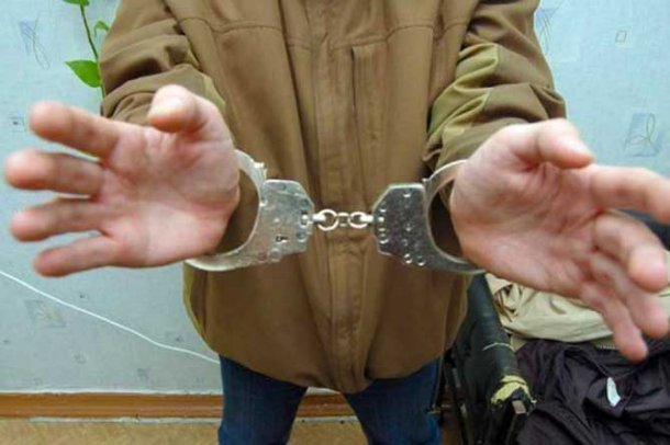 В Армавире поймали троих пьяных закладчиков наркотиков