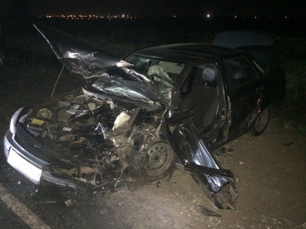 Водитель в Армавире срезал поворот по «встречке» и устроил лобовую аварию
