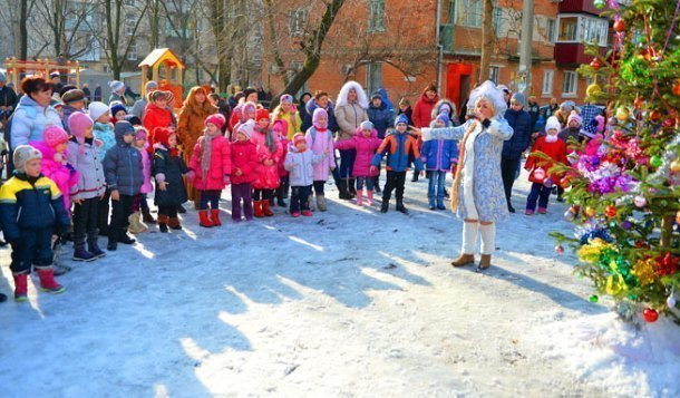 ФК «Кубань» поздравил 500 детей с Новым годом