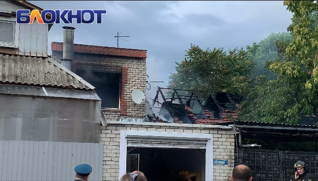Пожар в частном доме привёл к пробкам в центре Краснодара