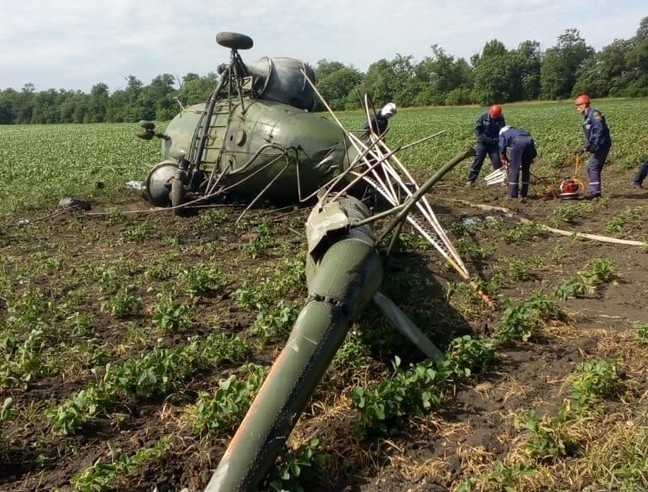 Названа причина крушения вертолета Ми-2 в Лабинском районе Кубани