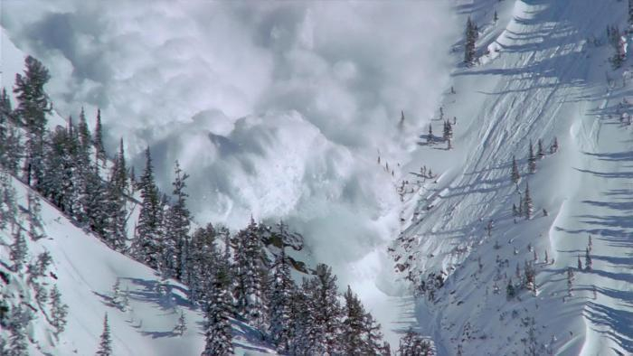 В горах Сочи объявлено экстренное предупреждение по лавиноопасности