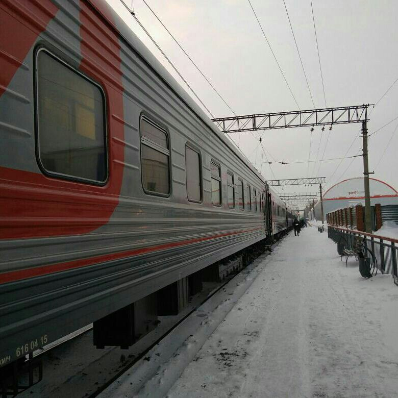 Поезд и легковой автомобиль столкнулись в Краснодарском крае