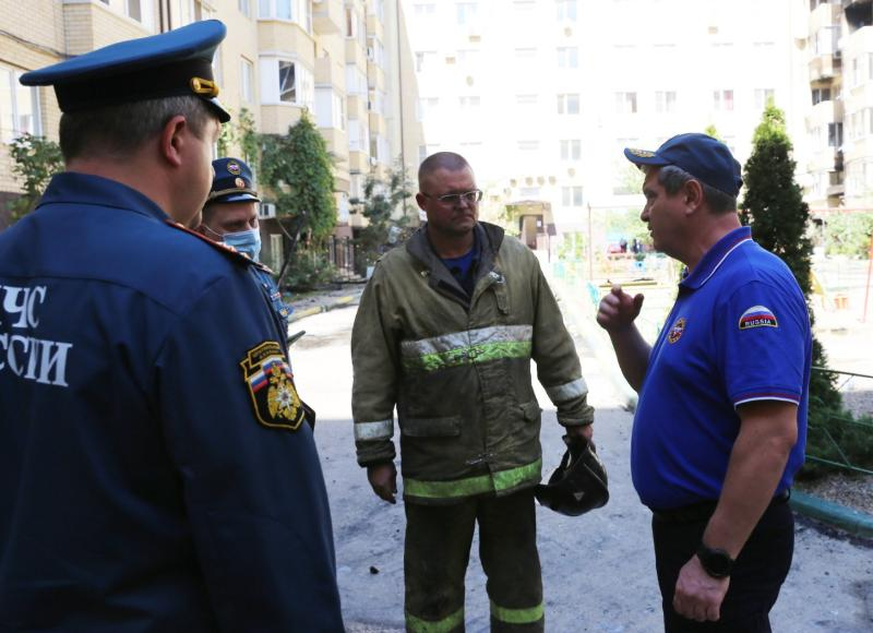 В Краснодар прибыл замминистра МЧС России Илья Денисов из-за крупного ночного пожара