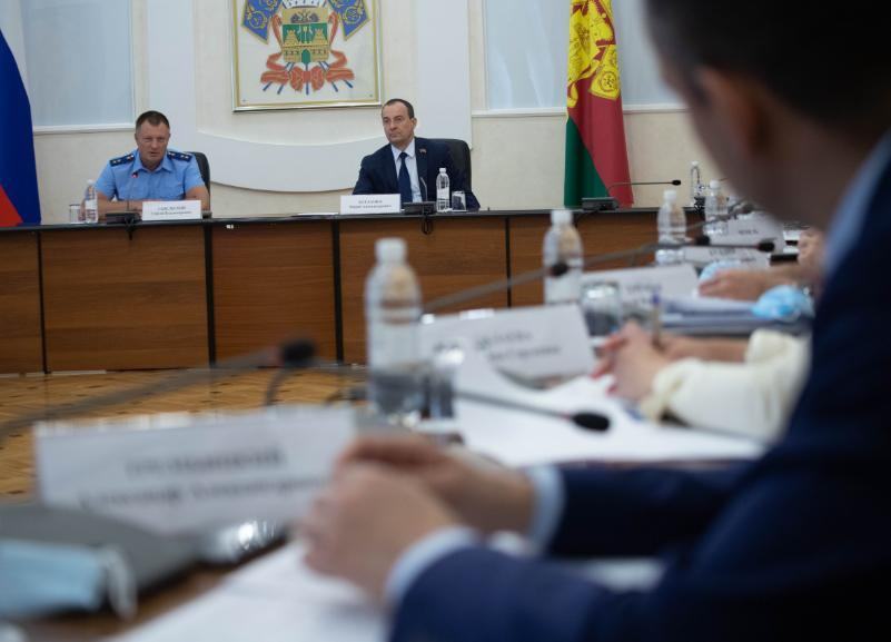 На встрече с прокурором депутаты оценили перспективы развития систем водоотведения на Кубани