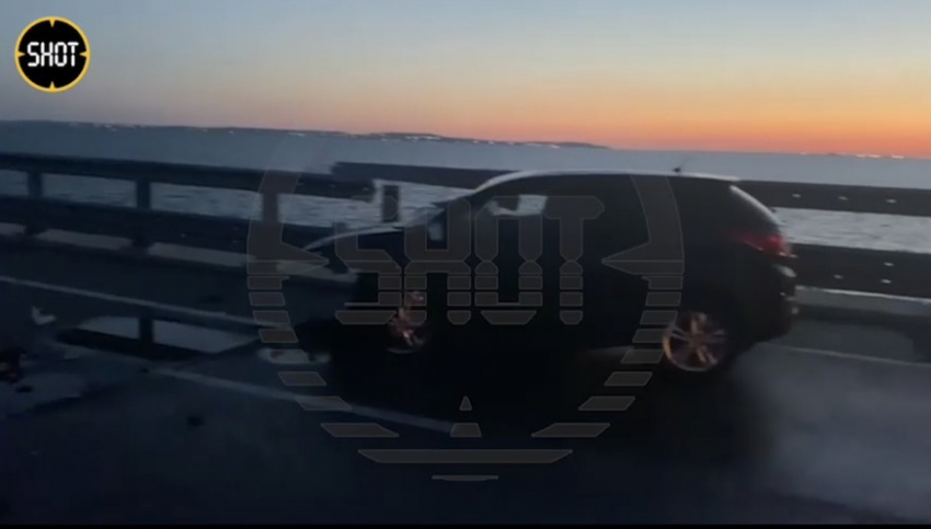 В сети опубликовали кадры первых минут после ЧП на Крымском мосту