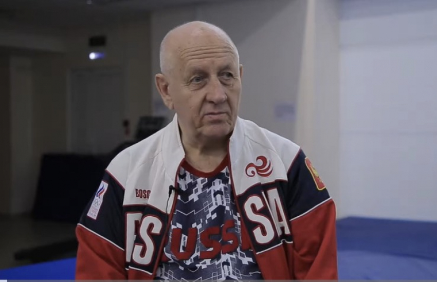 В Краснодаре скончался заслуженный тренер СССР по прыжкам на батуте Виталий Дубко 