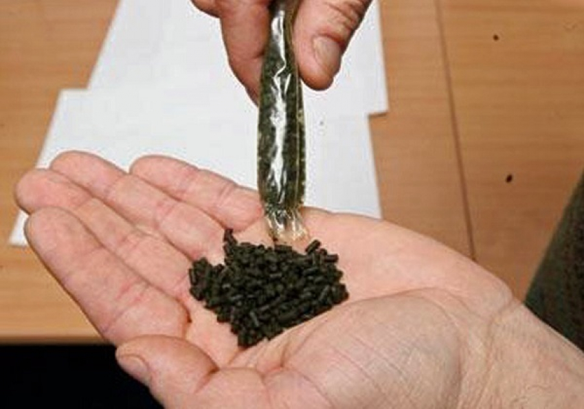 В аэропорту Краснодара таможенники изъяли 222 килограмм насвая 