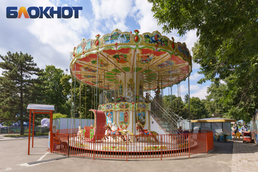 Аттракционы в парках Краснодара перестанут работать из-за жары