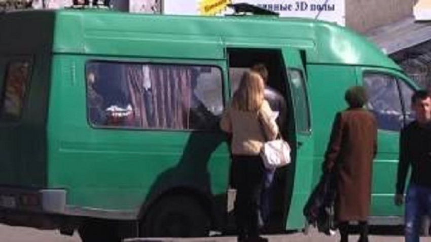  В Краснодарском крае мужчину обворовали в «маршрутке»