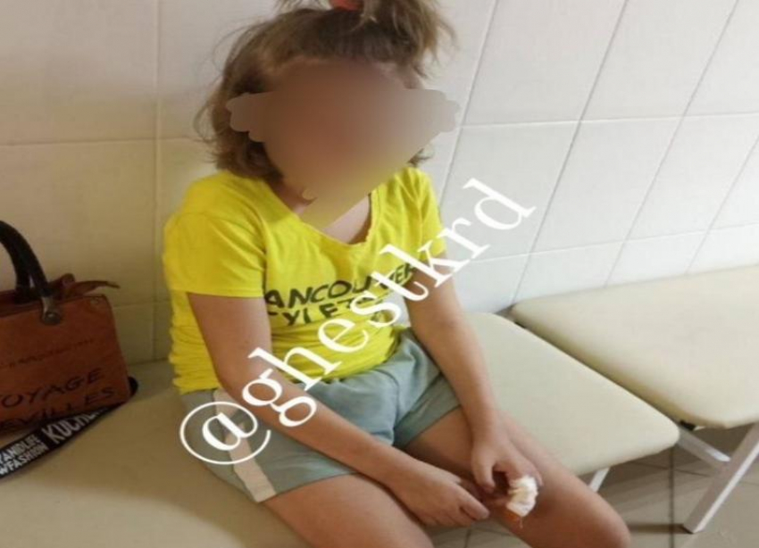 В Краснодарском крае возбудили уголовное дело по факту истязания ребенка-инвалида в психдиспансере