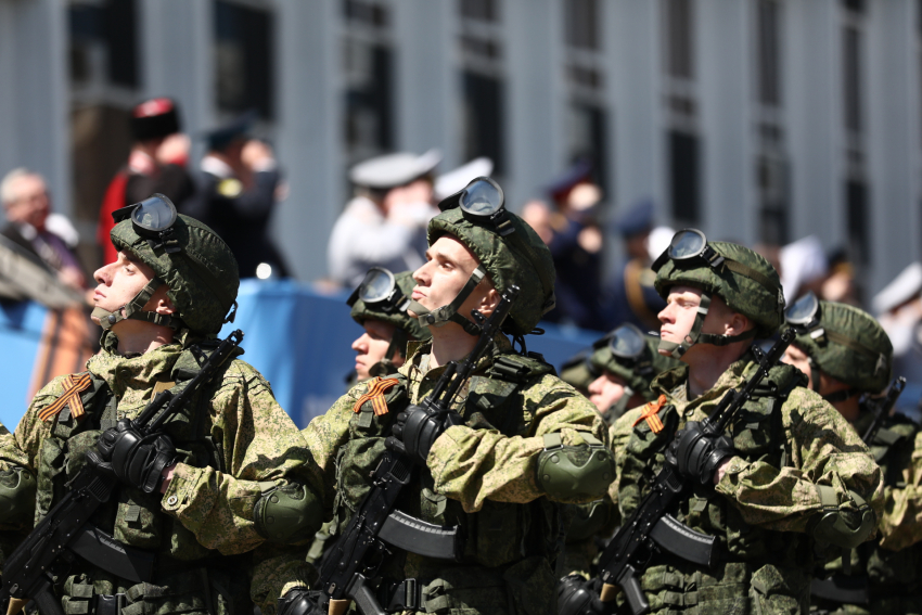 В Краснодаре на прохождение военных пришли 32 500 человек: фото