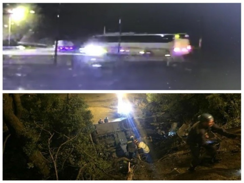 ДТП автобуса с иномаркой, которые упали с обрыва на Кубани, попало на видео