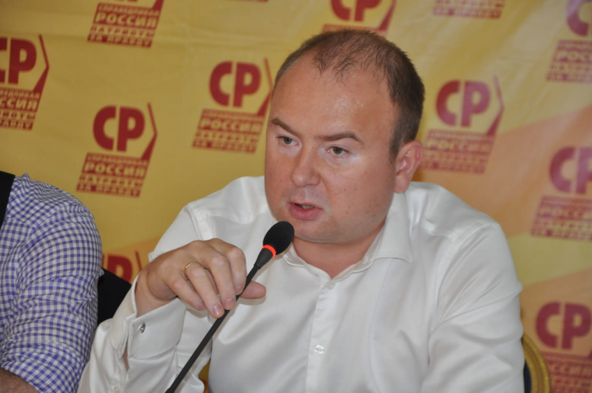 Денис Хмелевской выступил против введения QR-кодов в общественном транспорте