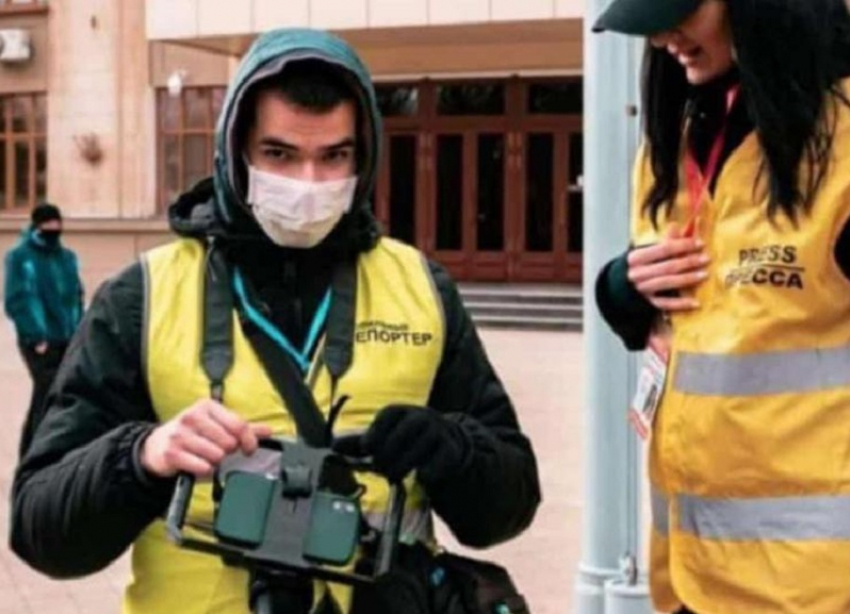 Обвинившего полицейских в избиении краснодарского журналиста оштрафовали на две тысячи