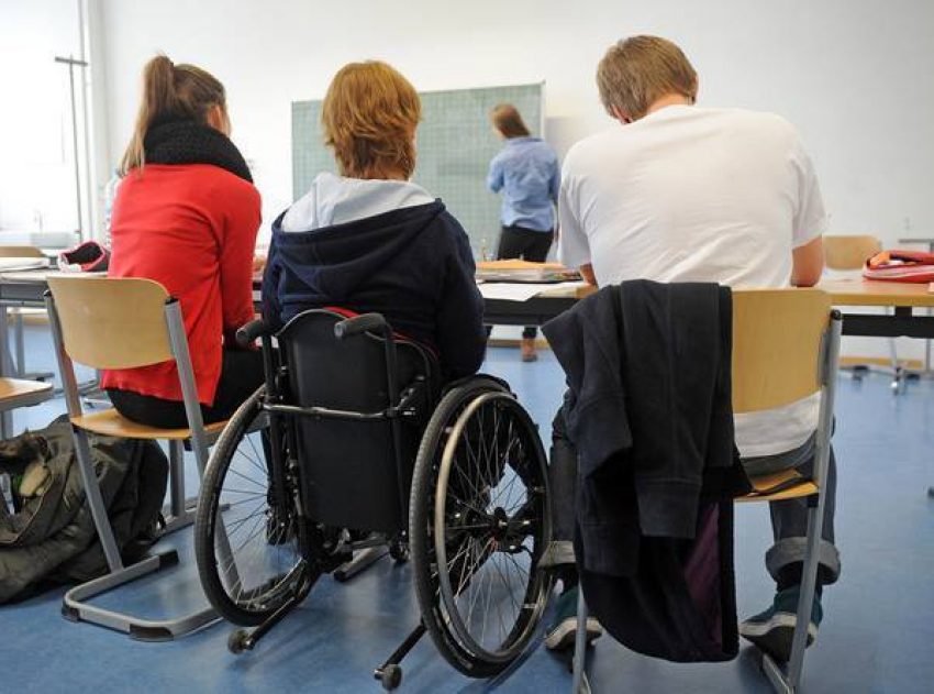 Пять сайтов на Кубани торговали инвалидностью 