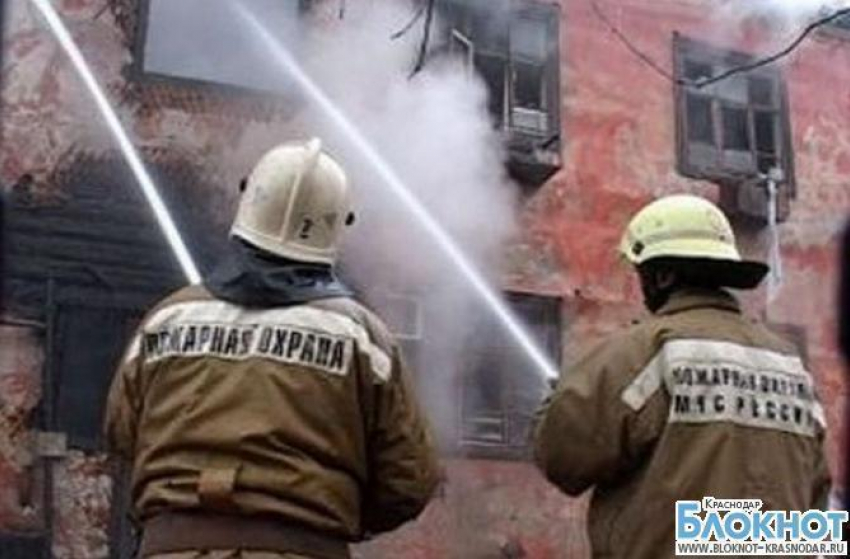 В Новороссийске при пожаре погибли двое