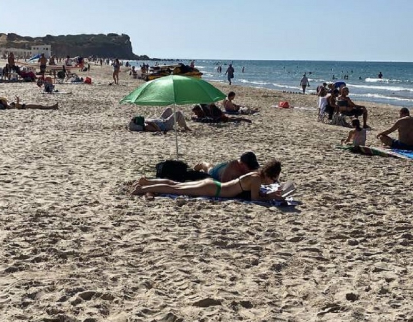 Нехватка рабочей силы, забитые пляжи, фото заложников: краснодарка о жизни в Израиле через месяц войны