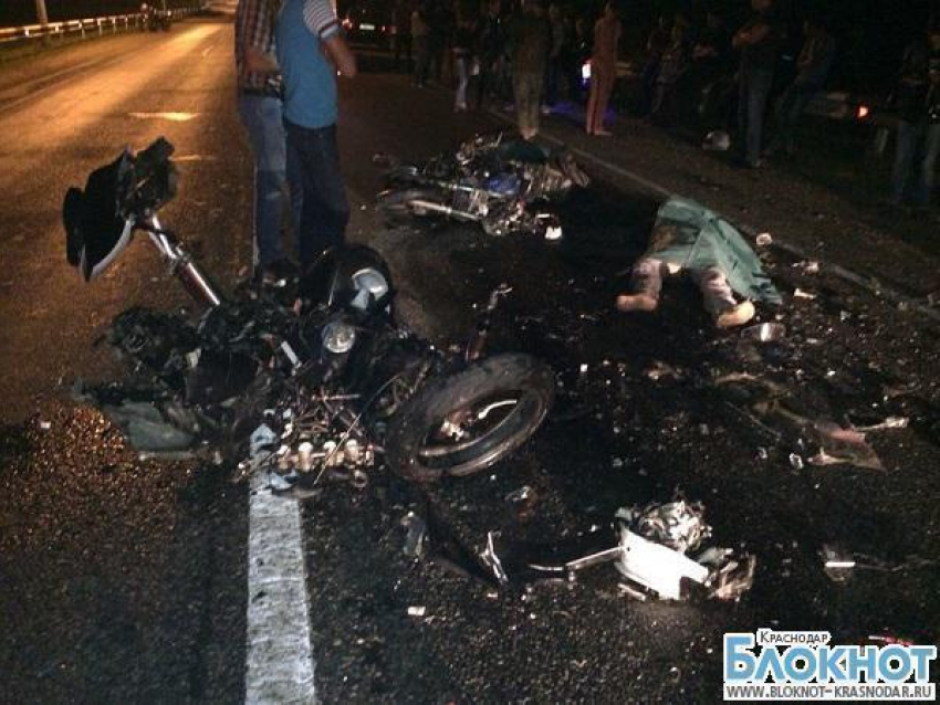 В столице Кубани столкнулись два мотоцикла