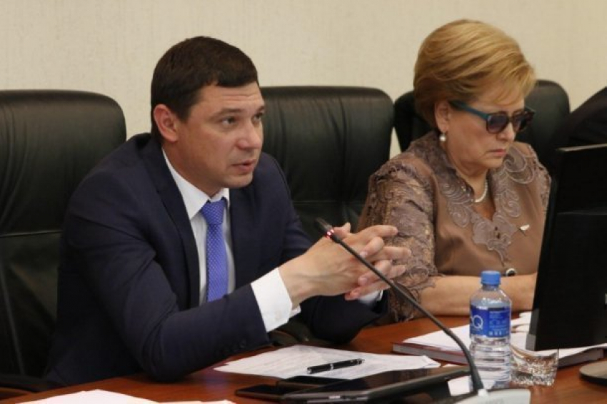  Увеличенный бюджет Краснодара потратят на ремонт дорог и на субсидии молодым семьям 