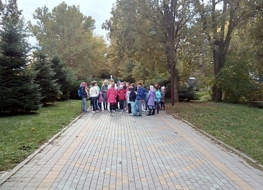 Детей из задержанных в Краснодаре поездов сводили в сад