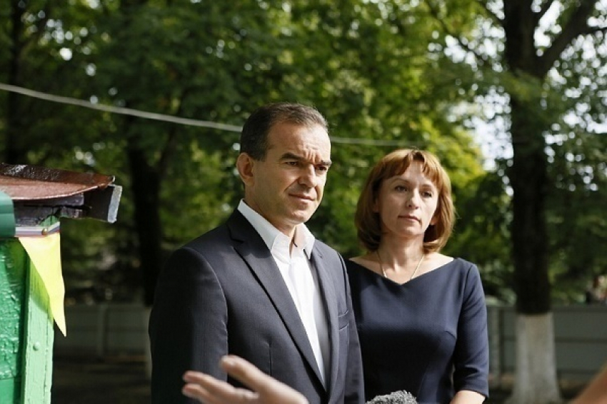 Кондратьев с супругой проголосовали на выборах в станице Динской