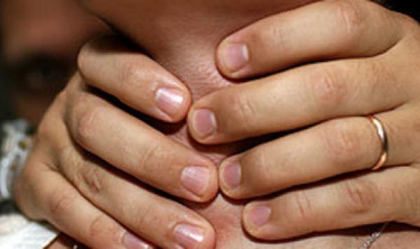 На Кубани мужчина задушил жену из-за ревности