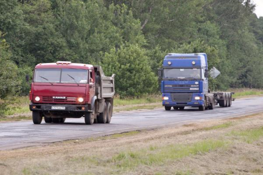 В часы пик Новороссийск будет закрыт для большегрузов