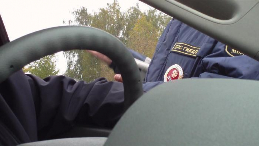 В Выселковском районе полицейские задержали воров, забывших выкинуть маски