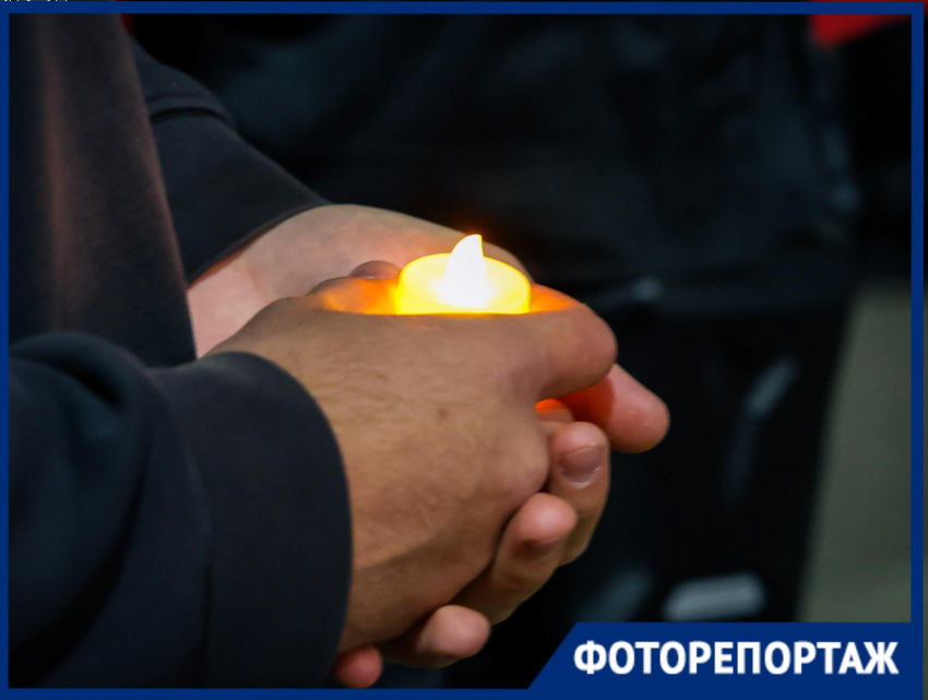 Десятки свечей зажгли в Краснодаре в память о погибших мотоциклистах 