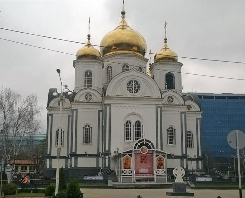 В Краснодарском крае публичные богослужения будут проходить онлайн