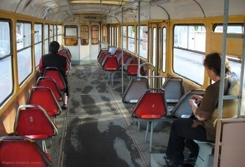 В Краснодаре пенсионерка умерла в трамвае