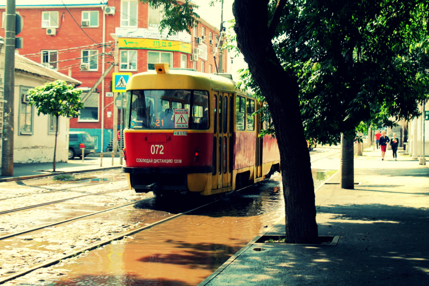 Трамвайные остановки в Краснодаре сделают выше