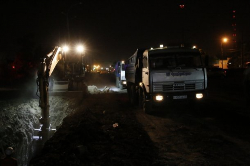  Мэр Краснодара ночью проверил ремонт на Новороссийской 