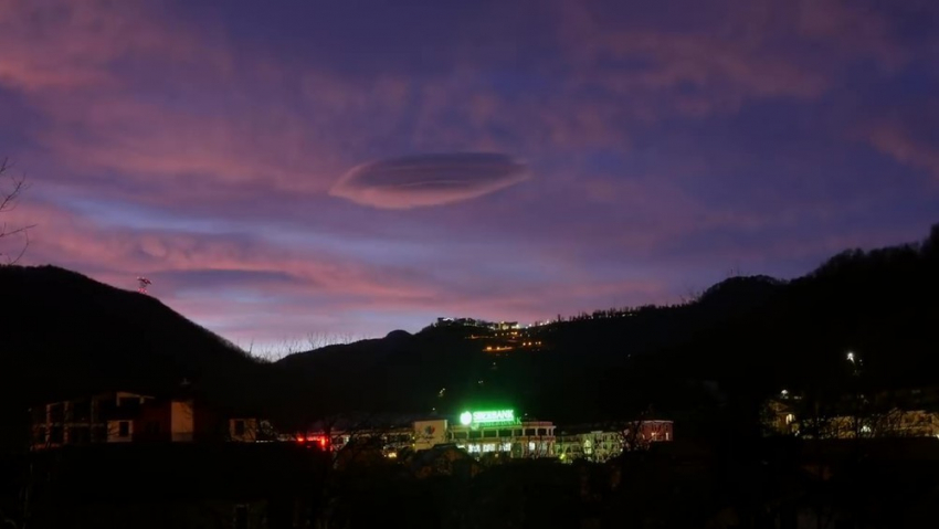 Редкое НЛО-облако над Сочи сняли на видео