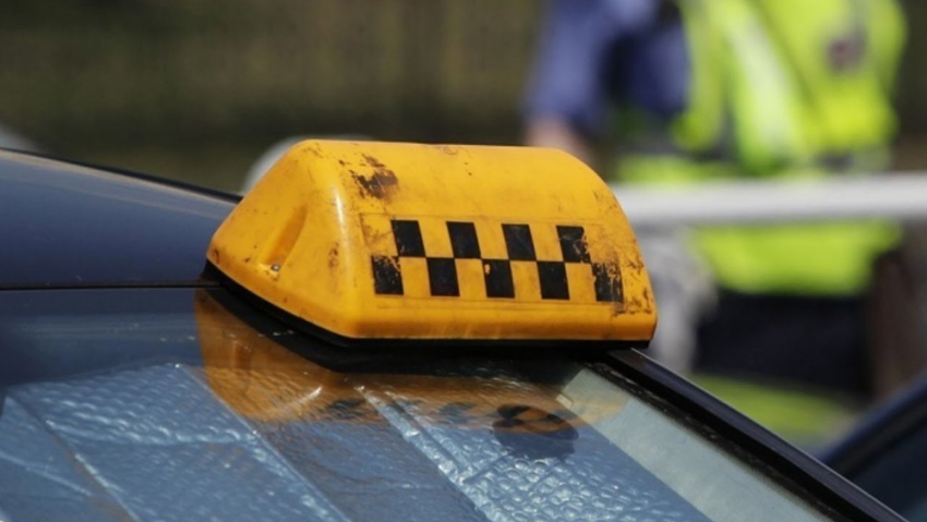 В Новороссийске таксист проломил пассажиру голову из-за бутылки пива