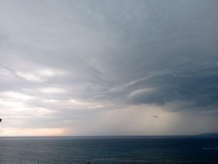 Ледяные 12-балльные ураганы грозят Черноморскому побережью
