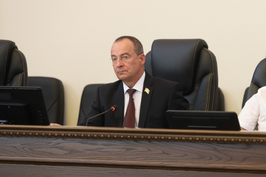 На заседании ЗСК депутаты рассмотрели изменения в закон «О промышленной политике в Краснодарском крае»