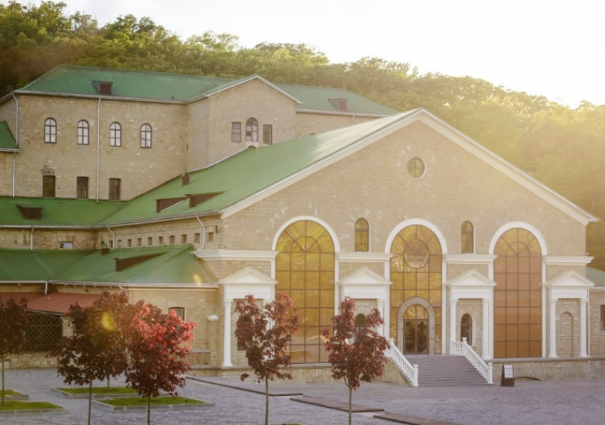 Планируешь выходные? Заходи в справочник