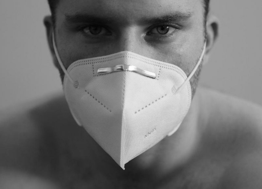 От девяти месяцев до 93 лет: подробности по заболевшим ковидом 7 декабря