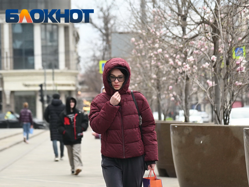 Сильный ветер растормошит Краснодар