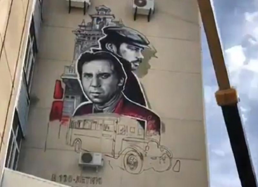 В Краснодаре на здании уголовного розыска появится арт-объект с Жегловым и Шараповым