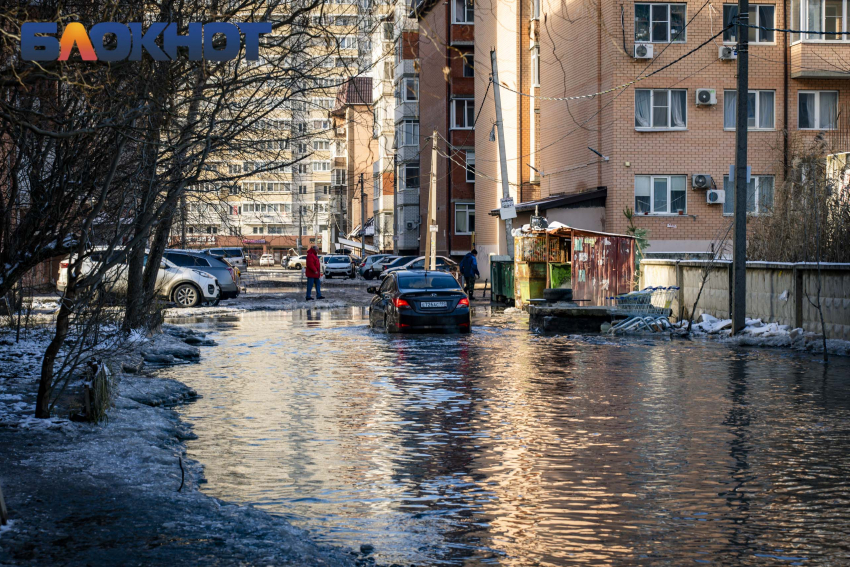 «Наумов видит лишь улицу Чапаева, других для него нет»: жители Музыкального устали от бездействия властей