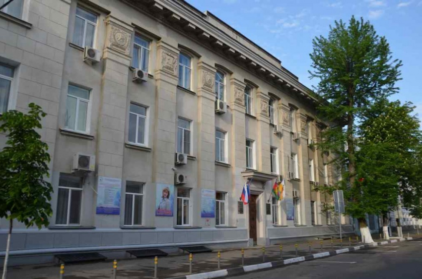 Краснодарский мединститут начал новый набор вопреки решению мэрии