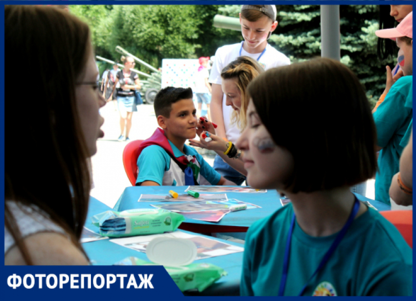 «Солнечный круг, дети вокруг»: первый день лета отпраздновали в Краснодаре